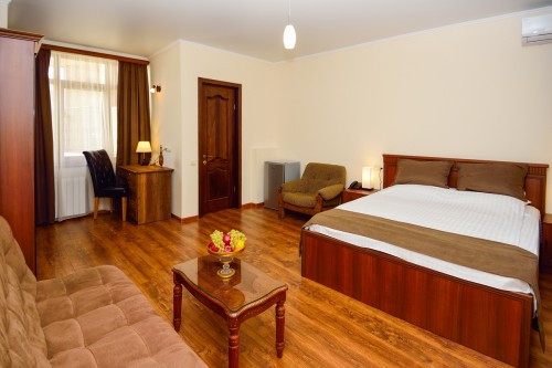 <p>Double Room with balcony</p>
