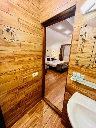 <p>Double Room with balcony</p>
