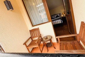 <p>Balcony/Double with balcony</p>
