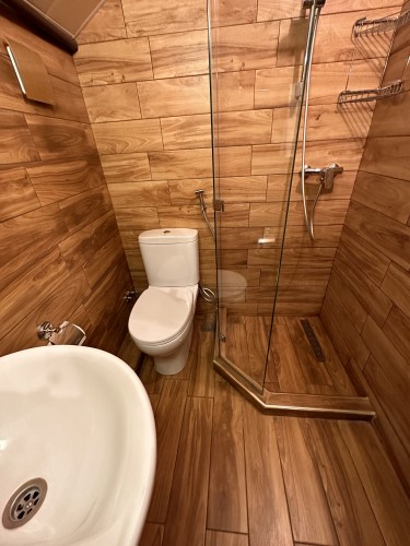 <p>Bathroom/Room with balcony</p>
