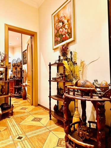 <p>Lobby</p>