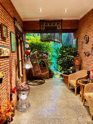 <p>Lobby</p>